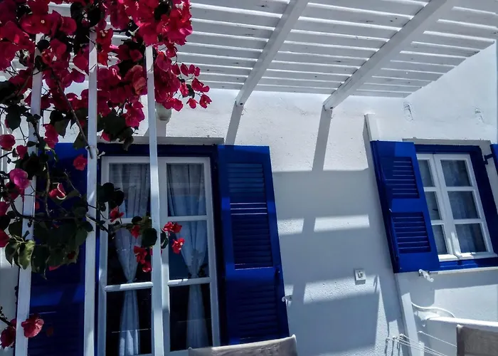 Nicos Studios & Apartments * Logaras