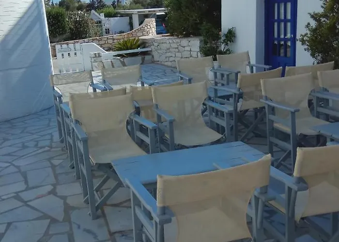 Nicos Studios & Apartments * Logaras