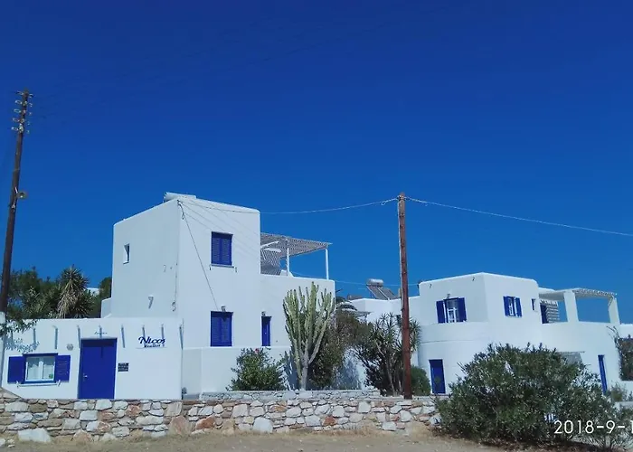 Nicos Studios & Apartments *