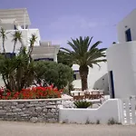 Nicos Studios & Apartments * Logaras