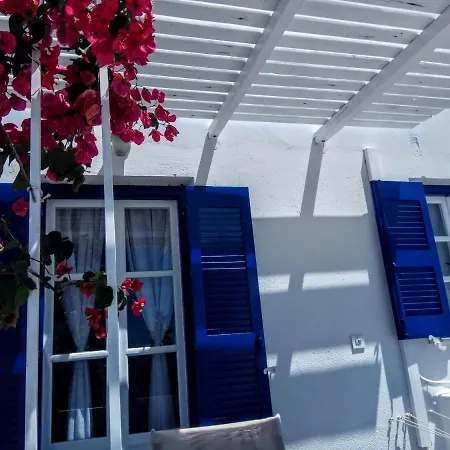 Nicos Studios & Apartments * Logaras