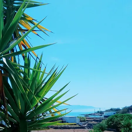 Nicos Studios & Apartments * Logaras