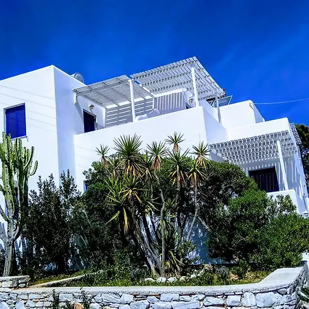 Nicos Studios & Apartments * Logaras