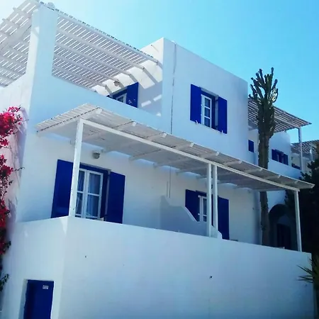 Nicos Studios & Apartments